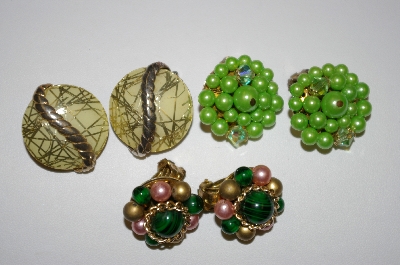 +MBA #25-635  "Lot Of (3) Pairs Of Vintage Clip On Earrings