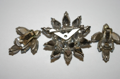 +MBA #25-625  Vintage Blue Glass & Rhinestone Pin & Earring Set