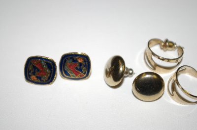 +MBA #25-271  Vintage (3) Pairs Of Pierced Earrings