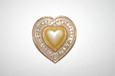 +MBA #25-245   Vintage Gold Tone Faux  Pearl Enameled Heart Pin
