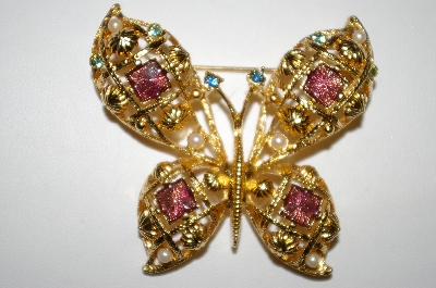 +MBA #25-243   Avon Gold Tone Butterfly Pin