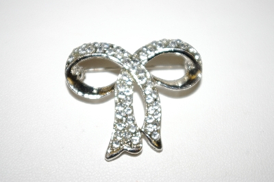 +MBA #25-363  Vintage Silver Tone Bow Pin
