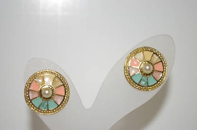 +MBA #6-1103  Vintage Gold Tone Enameled Pierced Earrings