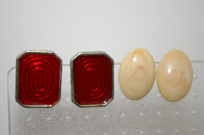 +MBA #6-1005   2 Pairs Vintage Earrings