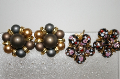 +MBA #6-1038   2 Pairs Of Vintage Gold Tone Earrings