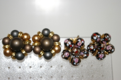 +MBA #6-1038   2 Pairs Of Vintage Gold Tone Earrings