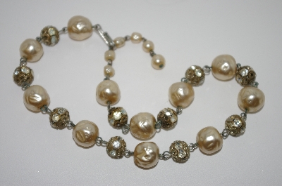 +MBA #6-1233   Vintage Faux Glass Pearl & Rhinestone Chocker