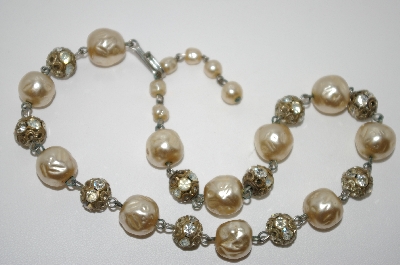 +MBA #6-1233   Vintage Faux Glass Pearl & Rhinestone Chocker