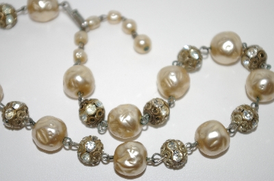 +MBA #6-1233   Vintage Faux Glass Pearl & Rhinestone Chocker