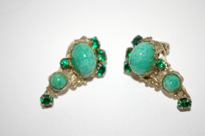 +MBA #6-1239   Vintage Green Stone & Rhinestone Clip On Earrings