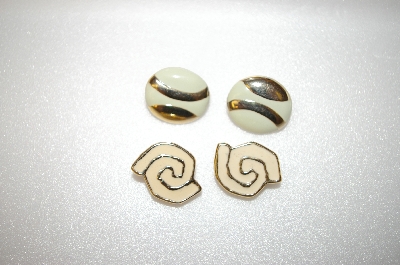 +MBA #6-0936   2 Pairs Of Vintage Gold Tone Enameled Clip On Earrings