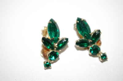 +MBA #6-1228  Vintage Gold Tone Green Rhinestone Earrings