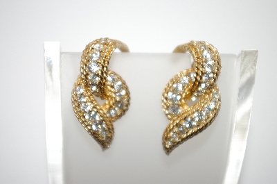 +MBA #6-1258   Boucher Gold Tone Clear Rhinestone Clip On Earrings