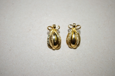 +MBA #6-1545  Joan Rivers Gold Tone Egg Pierced Earrings