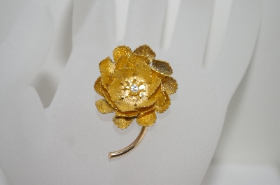 +MBA #6-1478  Vintage Gold Plated Flower Pin