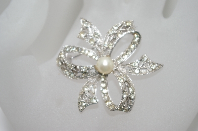 +MBA #6-1488  Vintage Silver Tone Clear Rhinestone & Faux Pearl Pin