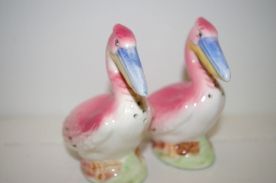 +MBA #33-059  "Pair Of Pink Pelican Salt  & Pepper Shakers