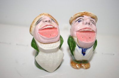 +MBA #33-071  "Vintage Singers Salt & Pepper Shakers