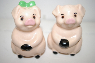 +MBA #33-104  "Vintage Boy & Girl Pig Salt & Pepper Shakers