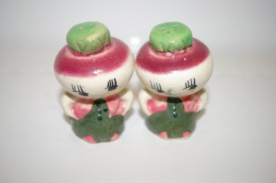 +MBA #33-156  "Vintage "Turnip" Salt & Pepper Shakers