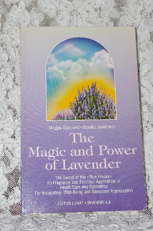 +MBA #37-152  "1989 The Magic & Power Of Lavender
