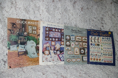+MBA #39-146  " Set Of 4 Cross Stitch Project Books