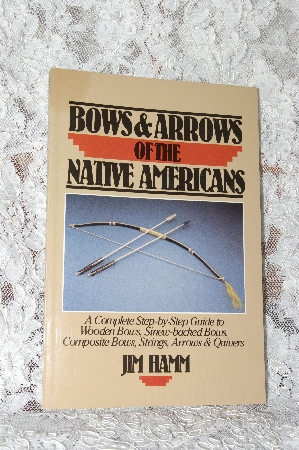 +MBA #40-068  "1989 Bows & Arrows Of The Native Americans"
