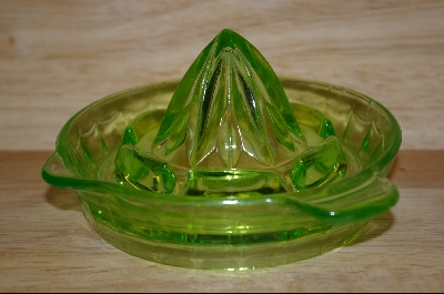 +MBA #4692  "Hazel-Atlas Green Tab Handled Reamer #4692