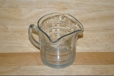 +MBA   "Pale Blue 3 Spout Open Handle Measuring Cup #4755