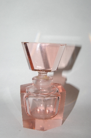 +MBA #55-253  Vintage Soft Pink Glass Perfume Bottle