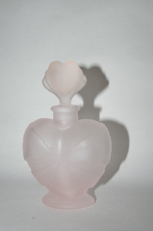 +MBA #55-276  Vintage Satin Pink Glass Heart Shaped Perfume Bottle