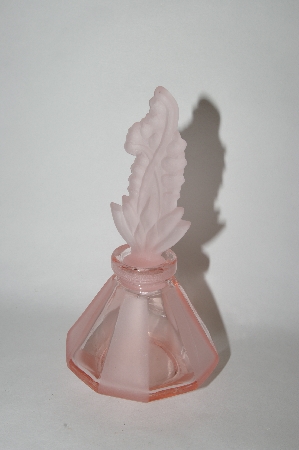 +MBA #57-289  Vintage Clear Pink & Satin Glass Perfume Bottle
