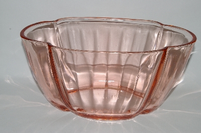 +MBA #61-001  Vintage Pink Depression Glass "Large" Fancy Bowl