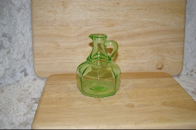 +MBA #4912  "Hazel-Atlas Green Cruet #4912