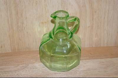 +MBA #4912  "Hazel-Atlas Green Cruet #4912