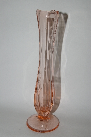 +MBA #62-100  Vintage Pink Depression Glass "Bud Vase"