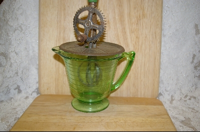+MBA #4916  "Green 2 Cup Glass S & T Beater Set #4916