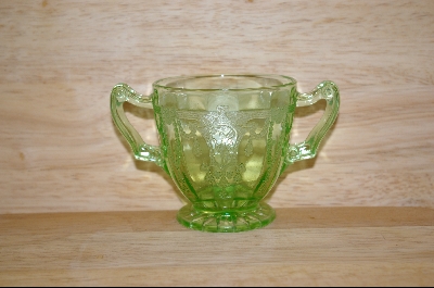 +MBA #4482   "Cameo" By Hocking Glass Sugar Bowl #4882
