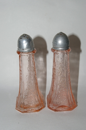 +MBA #64-175  Vintage Pink Depression Glass "Mayfair Open Rose" Salt & Pepper Shakers