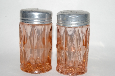 +MBA #64-056  Vintage Pink Depression Glass "Windsor" Salt & Pepper Shakers