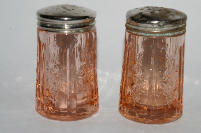 +MBA #63-085  Vintage Pink Depression Glass "Sharon" Salt & Pepper Shakers