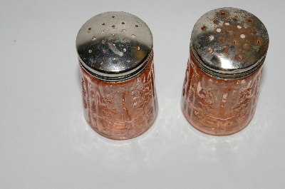 +MBA #63-085  Vintage Pink Depression Glass "Sharon" Salt & Pepper Shakers