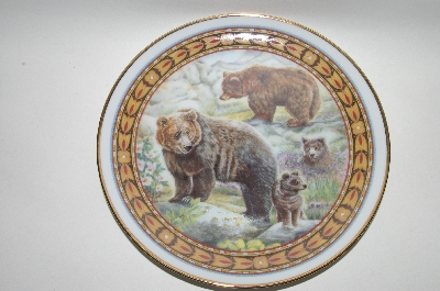 +MBA #68-020  "Mother Bear & Cubs Ceramic Plate