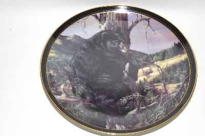 +MBA #68-055   1998 Trevor V. Swanson "The Black Bears" Great Bears Of The World Plate Series