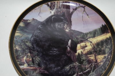 +MBA #68-055   1998 Trevor V. Swanson "The Black Bears" Great Bears Of The World Plate Series