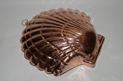 +MBA #71-017  "35 Year Old Copper "Shell" Jello Mold