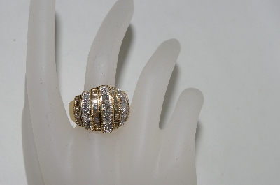 +MBA #76-062  14K Yellow Gold Baguette & Round Cut Diamond Ring