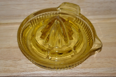 +MBA #5498  "Amber  Glass Reamer #5498