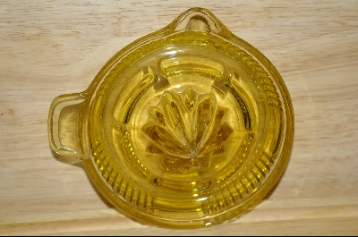 +MBA #5498  "Amber  Glass Reamer #5498