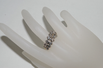 +MBA #76-052  14K Yellow Gold 14 Stone Diamond Ring